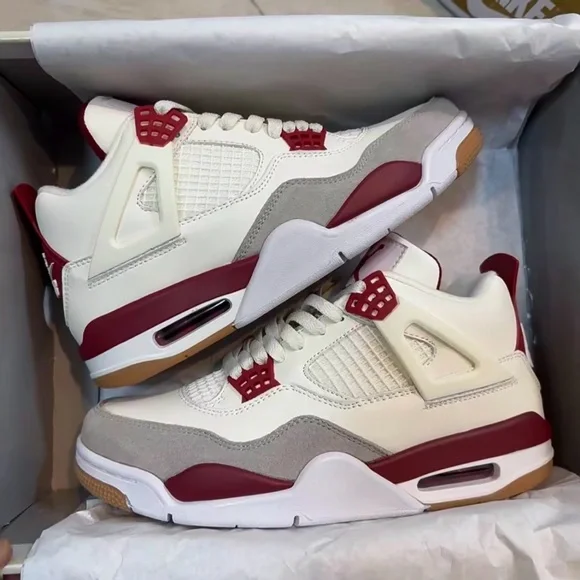 Air Jordan 4 Retro Varsity Red -Men's White/ Red Sneakers Trainers - Picture 1 of 6